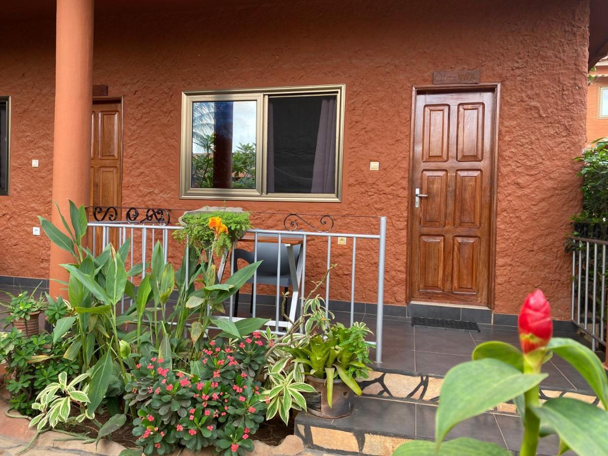 Résidences Ouadada Porto-Novo Esterno foto
